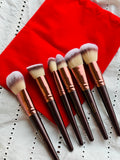 Maange 18 pcs face and eyes professional brushes with velvet pouch - Wine-Red