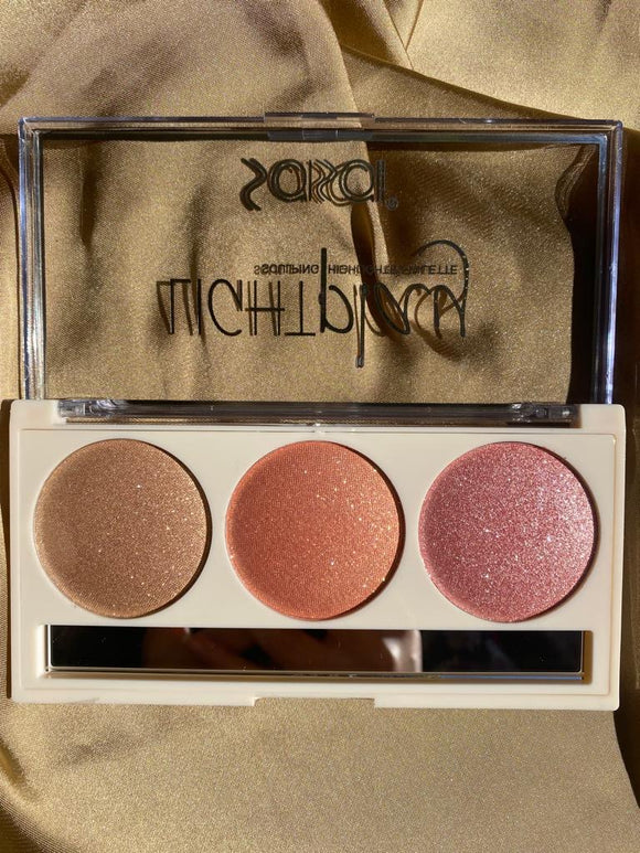 SASA COSMETICS- 3in1 Light Play Highlighter Palette.